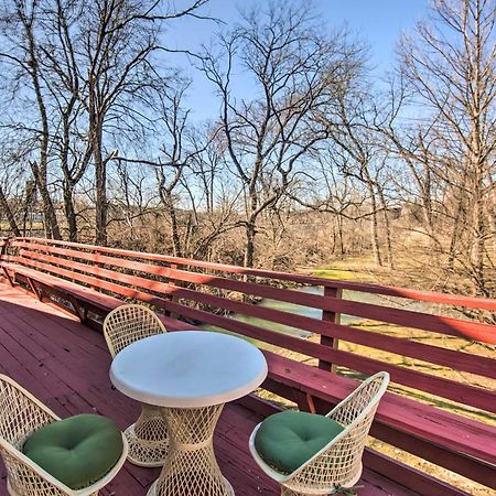 Runningwater Apartment In Lancaster With Deck Экстерьер фото